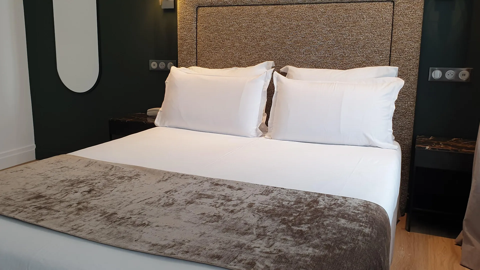 Acacias Etoile Hotel