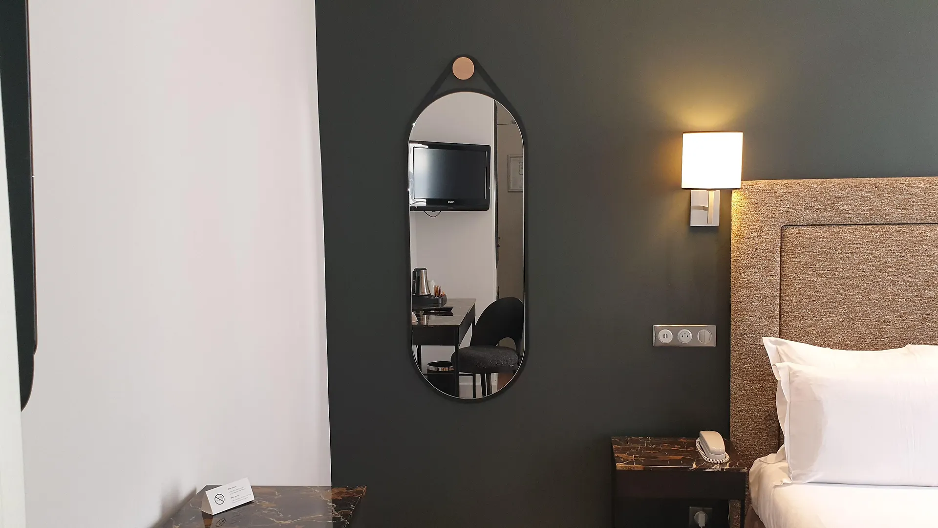 Acacias Etoile Hotel