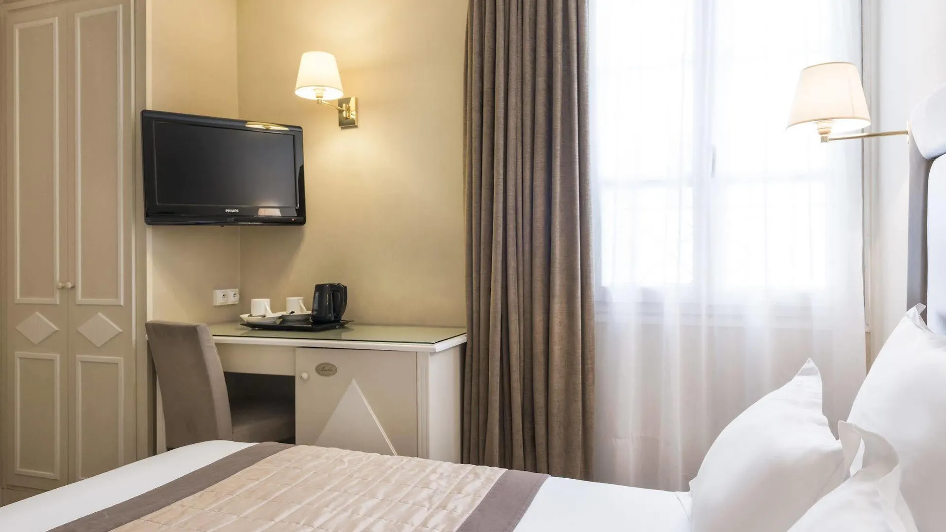 Hotel Acacias Etoile